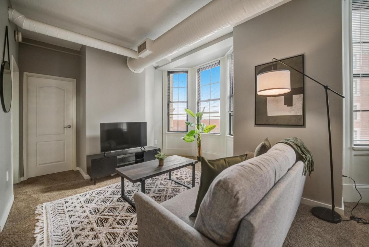 Frontdesk Osborn Apts Downtown Cleveland Appartamento Camera foto